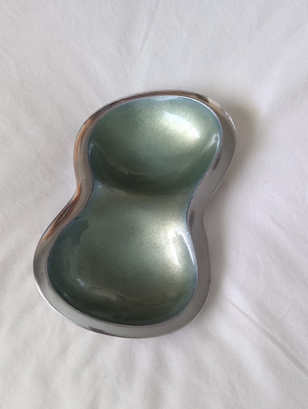 Nambe MT0178 Peanut Shaped Enamel Lined Dish
